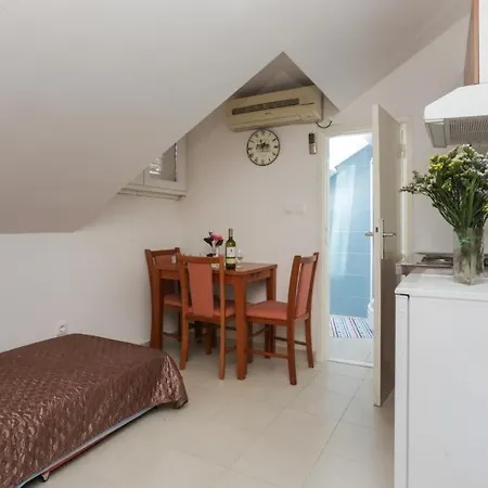 Apartman Larica
