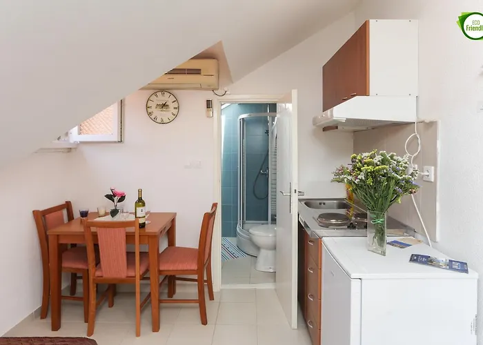 Larica Apartament *